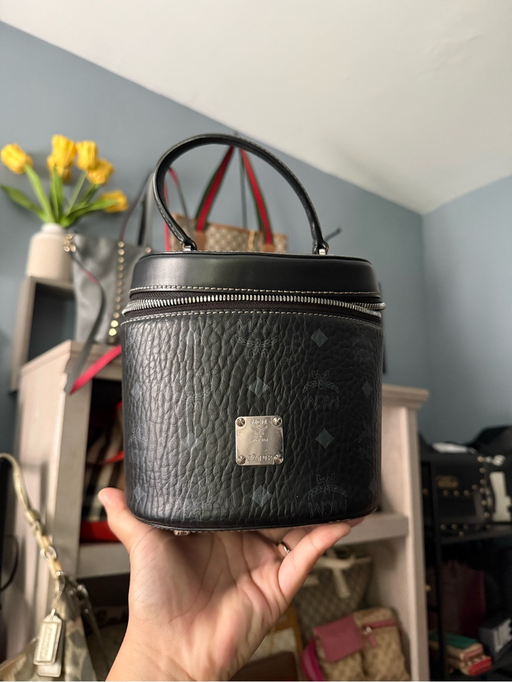 MCM Visetos Cylinder Bag - Picture 9 of 16